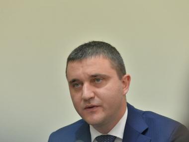 Има сериозен риск от масови фалити на университети