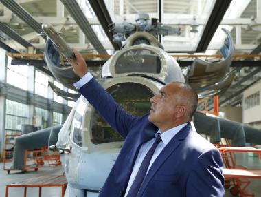 Авиоремонтният ни завод отново отвори врати