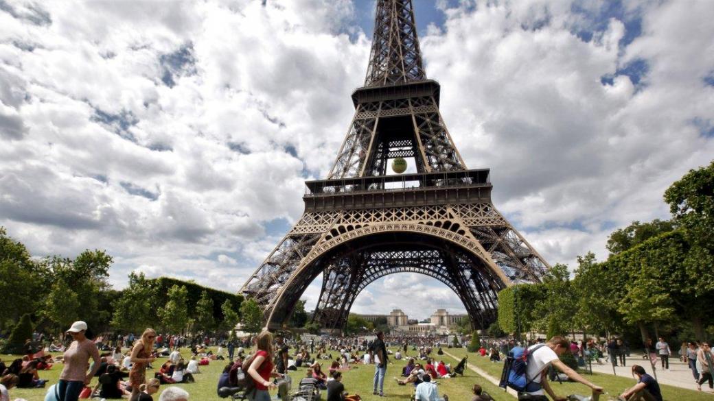 Тероризмът гони туристите от Европа