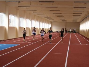 Дават 2,45 млн. лв. за спорт в училищата и детските градини