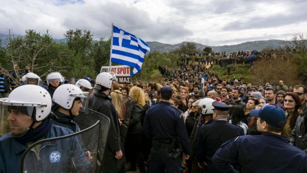 Гърция иска от ЕС нов план за бежанците