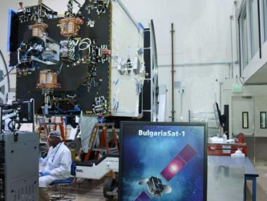 Първият български комуникационен сателит е пред изстрелване