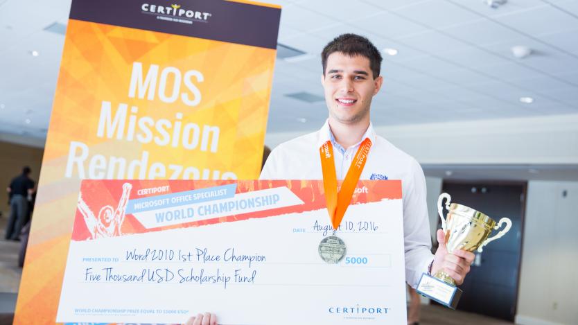 Български ученик стана световен шампион по IT