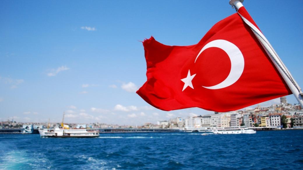 Над 81 хил. уволнени в Турция след опита за преврат