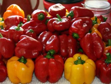 8 храни, които цял живот белим и режем грешно