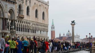 Туризмът убива магията и колорита на градовете
