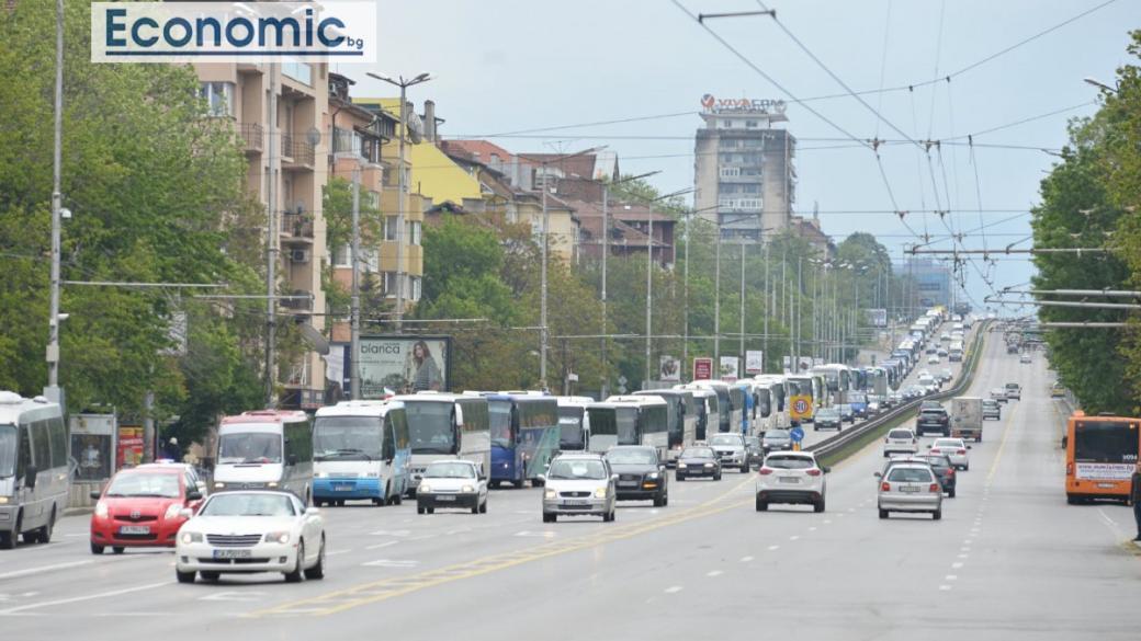 Отменят промяната в движението на „Орлов мост“