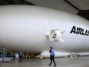 Първи полет на най-големия въздушен съд в света