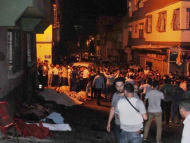 30 човешки живота отне атентат в Турция по време на сватба