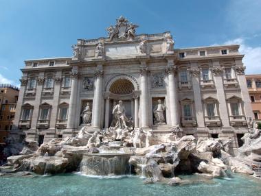 Младежите в Италия получават 500 евро, за да ходят по музеи и театри