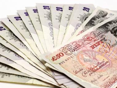 Британският паунд достигна 3-седмичен връх