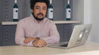 Синьо вино скоро ще се предлага в цяла България