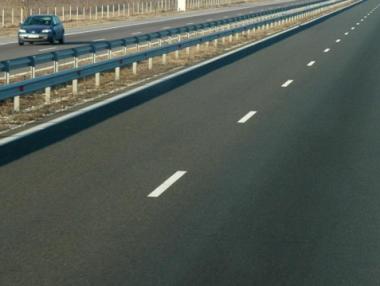 Обявиха търг за 16 км отсечка от „Хемус“