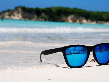 Учени: Слънчевите очила трябва да се сменят на 2 години