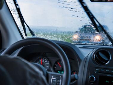 Българите в чужбина ще сменят шофьорската си книжка електронно