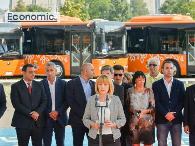 Новите автобуси тръгват по улиците на София