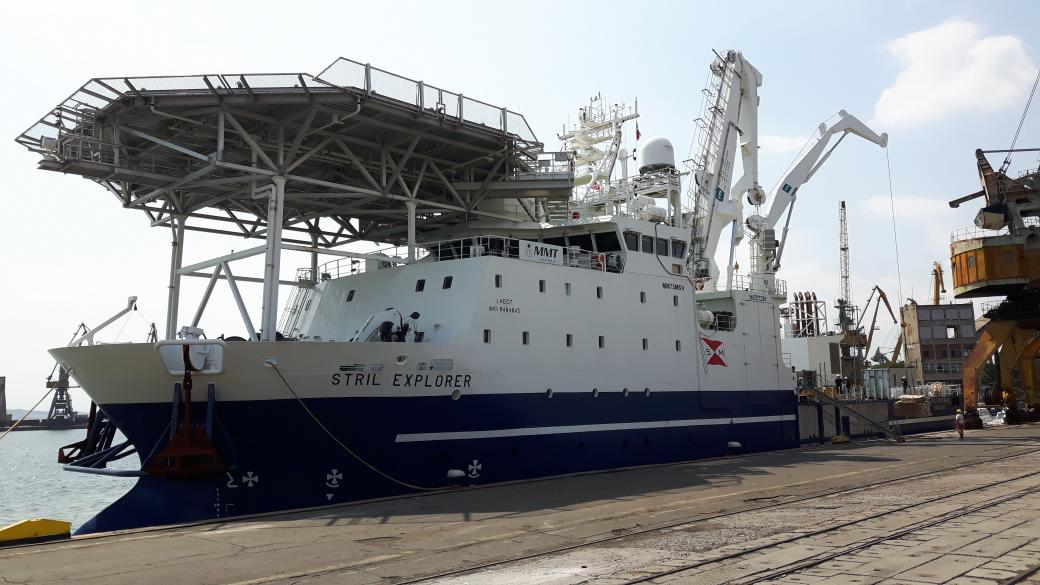 Изследователският кораб STRIL EXPLORER акостира в порт Бургас