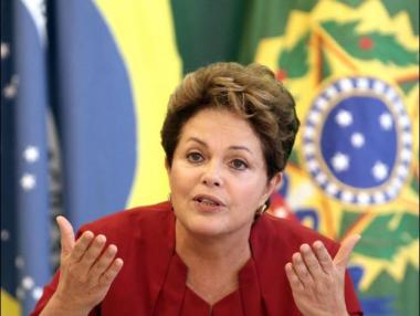 Свалиха Дилма Русеф от президентския пост