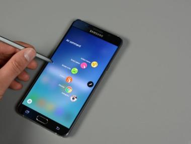 Забраняват Galaxy Note 7 в самолетите