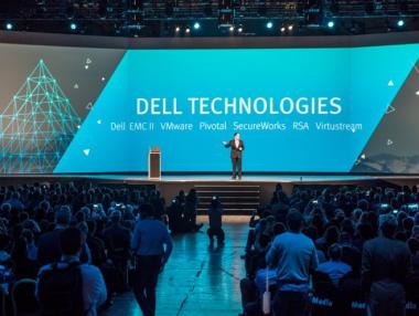 Приключи най-голямата технологична сделка в историята