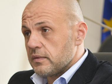 Дончев: България трябва да плати веднага за руските реактори