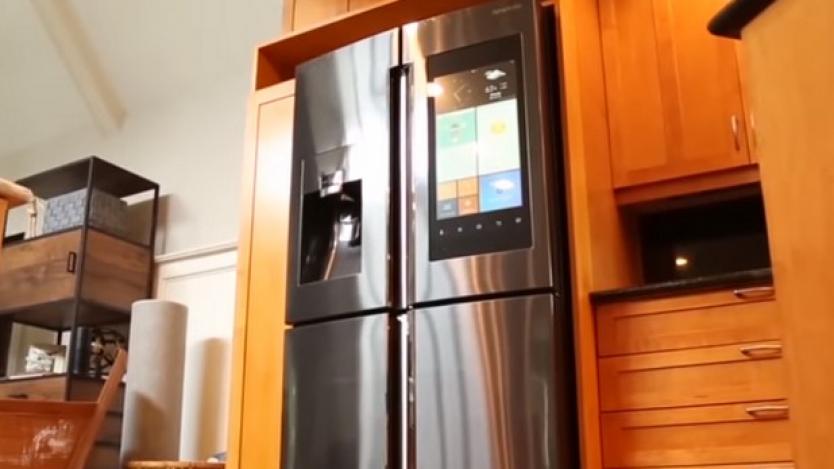„Умен” хладилник работи с Windows 10