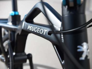 Peugeot създава сгъваем електрически велосипед