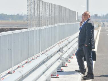 Борисов: От Благоевград до Бургас пътуваме само по магистрала