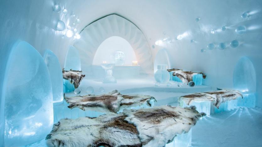 Уникален леден хотел в Швеция