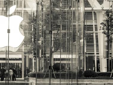 iPhone 7 вдигна цената на Apple с 54 млрд. долара