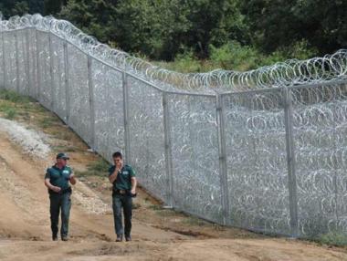 До 500 лева отгоре за военните по границата