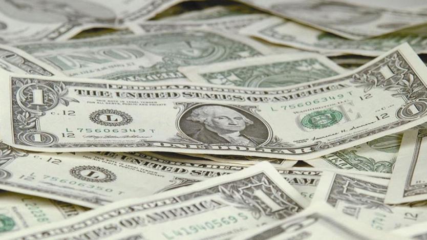 Доларът нарасна спрямо повечето основни валути