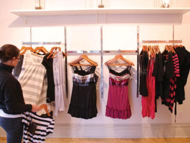 Търговци на дрехи мамят с материите