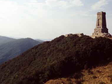 Ще бъде ли прекръстен връх Шипка?