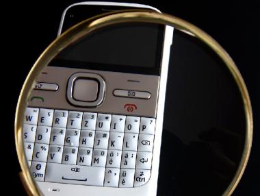 Швейцарците поискаха повече следене в интернет