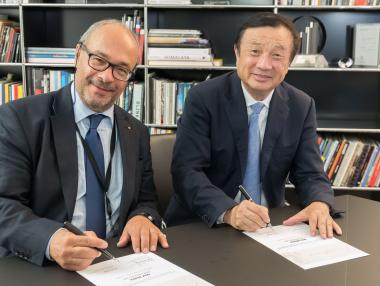 Huawei и Leica откриват нова технологична лаборатория