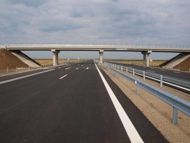 Затвориха магистрала „Тракия“ заради пожар