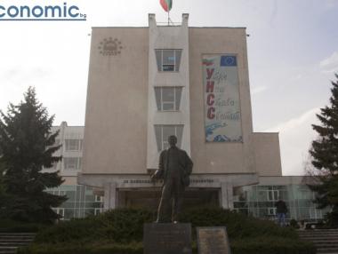 УНСС ще привлича студенти с кампания в социалните мрежи