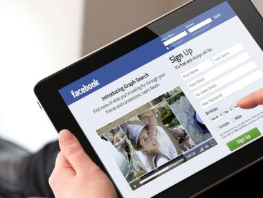 Бързи клавишни комбинации за Facebook