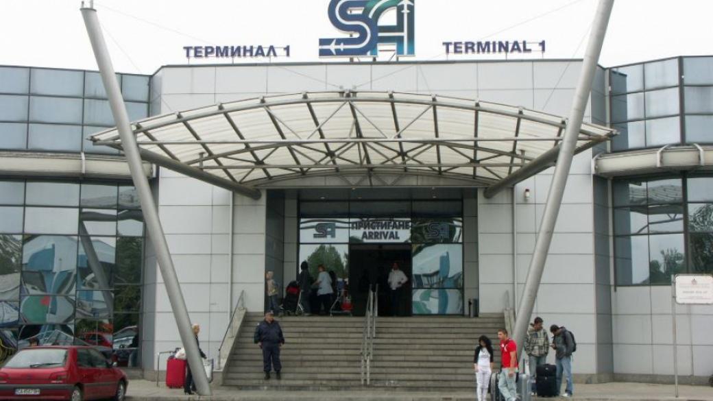 Евакуираха летище София заради сигнал за пожар