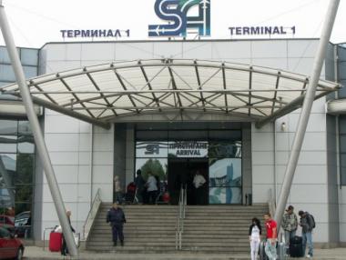 Евакуираха летище София заради сигнал за пожар