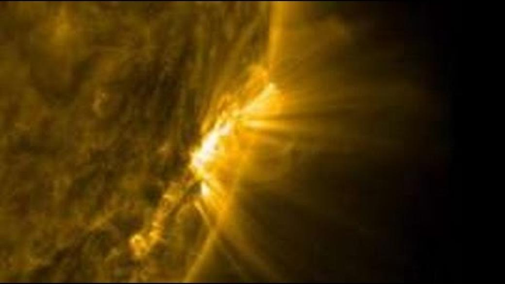 НАСА засне огромни изригвания в хомосферата на Слънцето