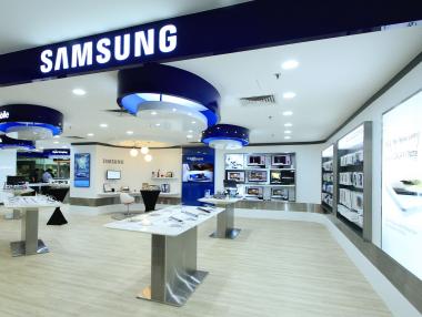 Акционери призоваха Samsung да раздели бизнеса си на две