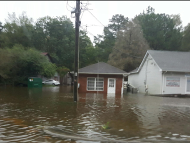 Северна Каролина обяви извънредно положение заради урагана Матю