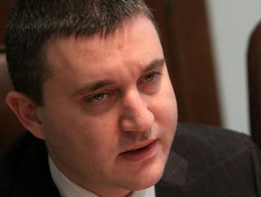 Горанов се отказа да облага хората посмъртно