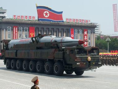 Северна Корея: При ядрена заплаха от САЩ, ще ударим първи