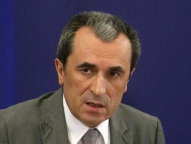 Орешарски: Стабилността на Борисов не насърчава развитието на България