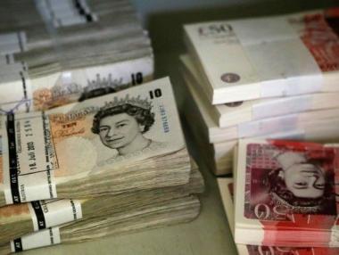 Паундът се повиши след силни данни за инфлацията на Острова