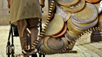 За 8 години разходите за пенсии се увеличават с 80%