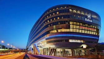 Китайци купиха 25% дял във веригата „Хилтън“